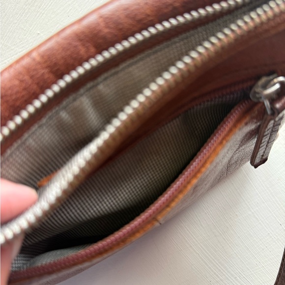 Spikes & Sparrow Genuine Leather Convertible Belt Bag / Crossbody Cognac Brown - Picture 7 of 13